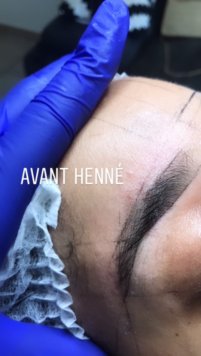 Avant henné sourcils